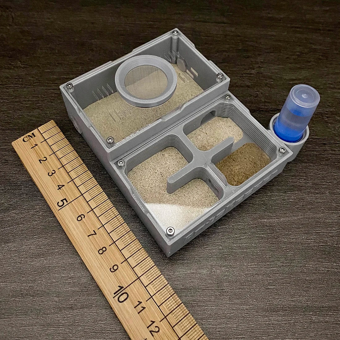 Small size AntsKeeper 4-room ant farm showing compact footprint suitable for a desk or shelf