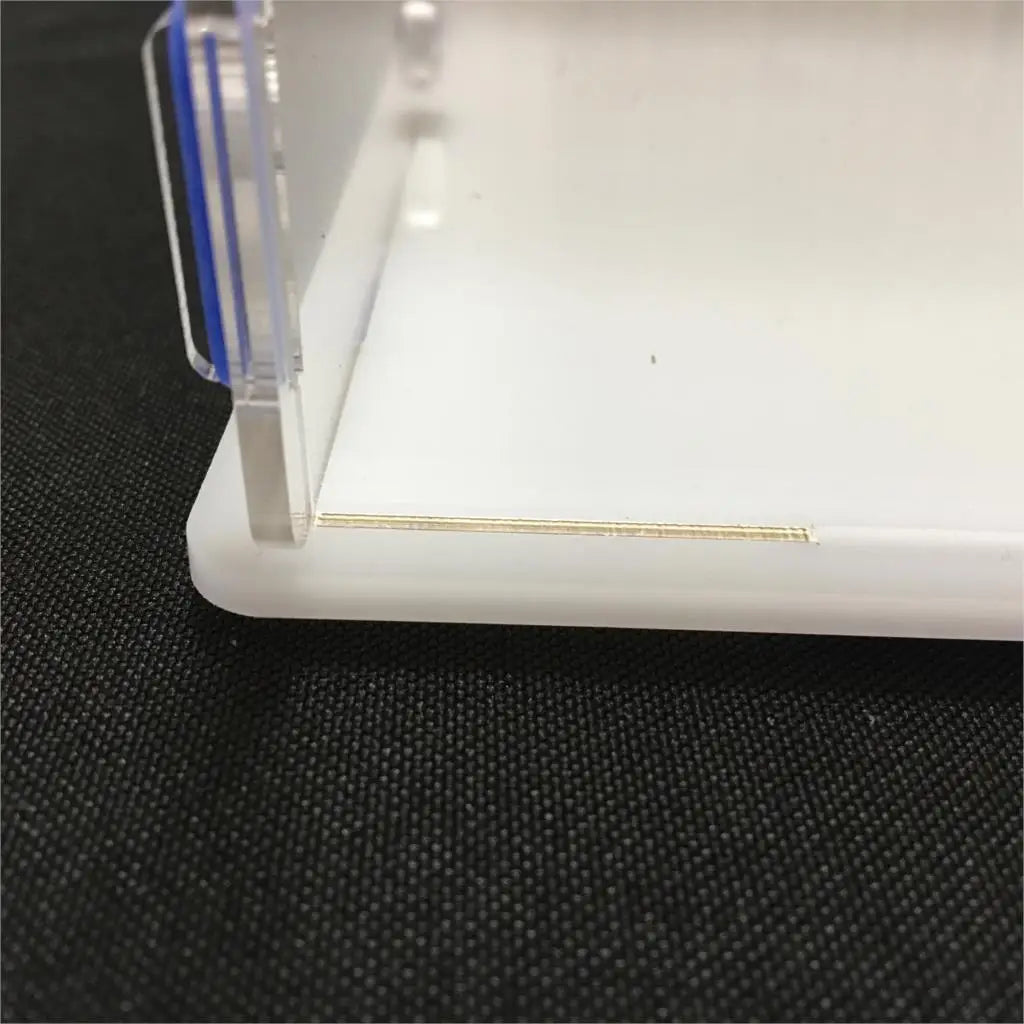 Grape Series XL ant nest port connection for foraging outworld tubing