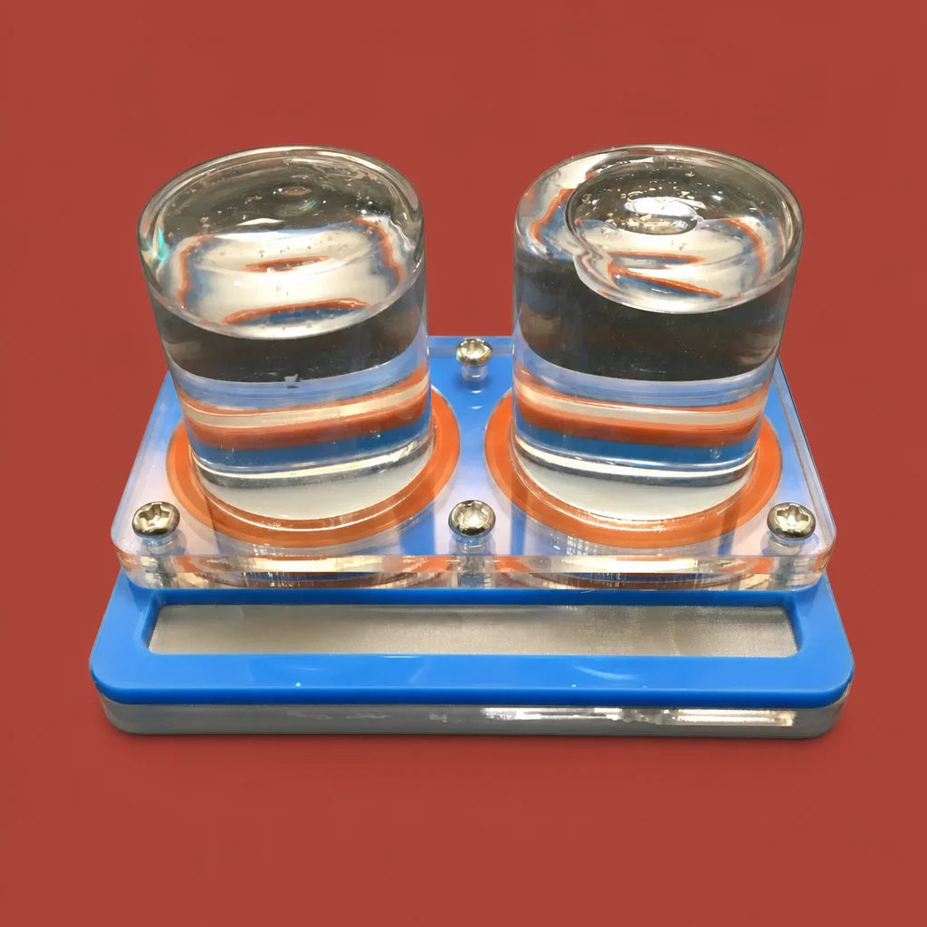Dual tower ant farm water feeder in white acrylic, 30 ml reservoir, front view